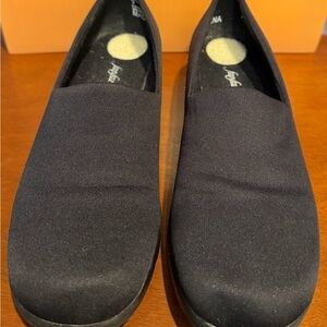 Black Slip-On Women's Shoes